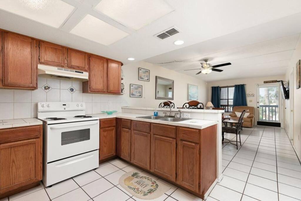 2 Bed 2 Bath Condo By Beach With Resort Pool South Padre Island Esterno foto